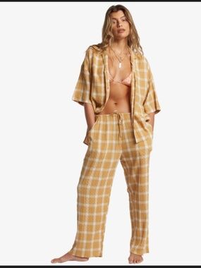 Billabong Crinkle Oversized Beach Side Shirt and Pant set